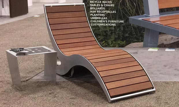 New Loma Chaise Lounge on display at ASLA 2017
