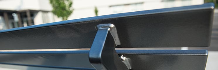 Carson Leaning Rail detail