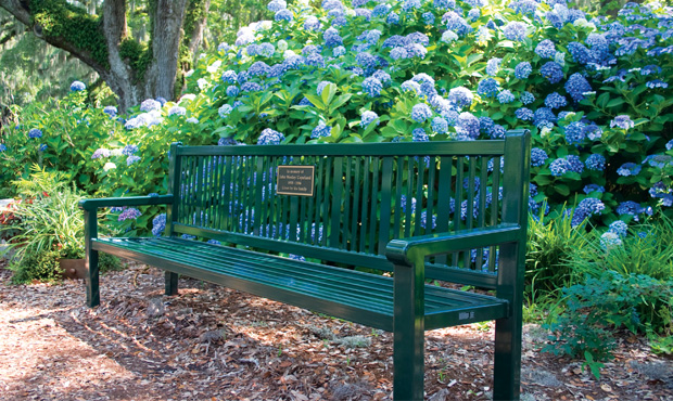 Keystone Ridge Outdoor Reading Bench With Plaque