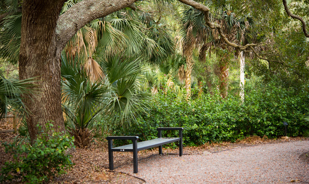 Keystone Ridge Bench without Back at Kiaweh