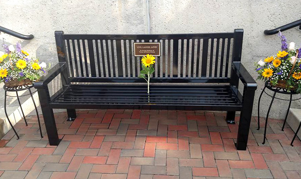 Reading Memorial Bench with Memorial Plaque