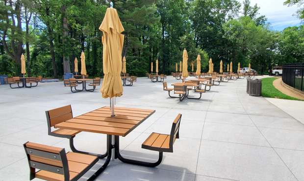 Picture of Keystone Ridge Designs Product on Site - Wilmington Table