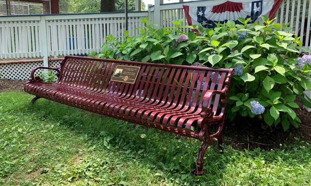 Picture of Keystone Ridge Designs Product on Site - Burgandy Lamplighter Bench in Zelienople, PA