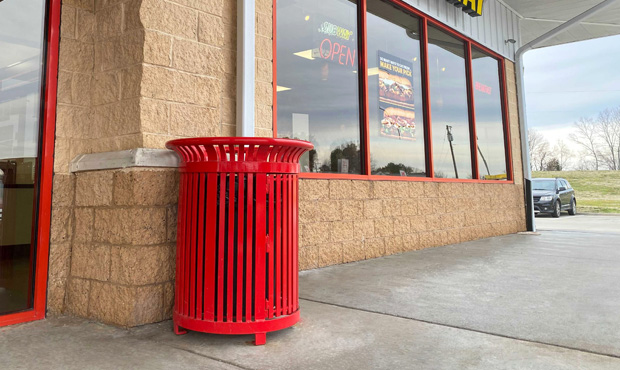 Picture of Keystone Ridge Designs Product on Site -Red Midwotn Litter Ouside Store