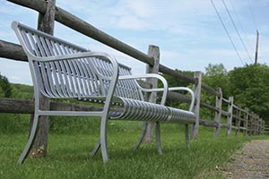 Pullman Bench with Back and Center Arm