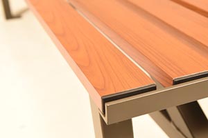 Wood Grain Aluminum Slats on Breakwater Flat Bench close up